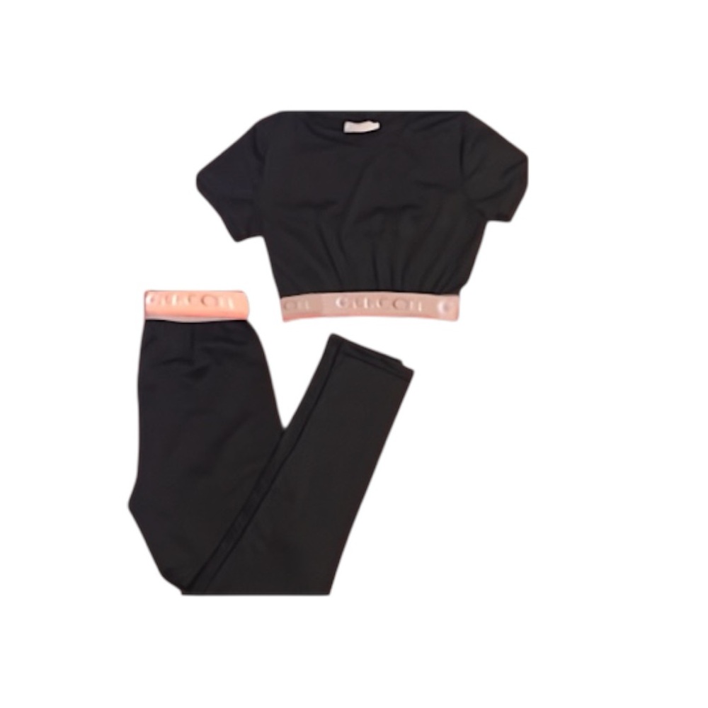 Gucci Matching Set Crop Top and Black Leggings with Pink Waistband GUCCI logo